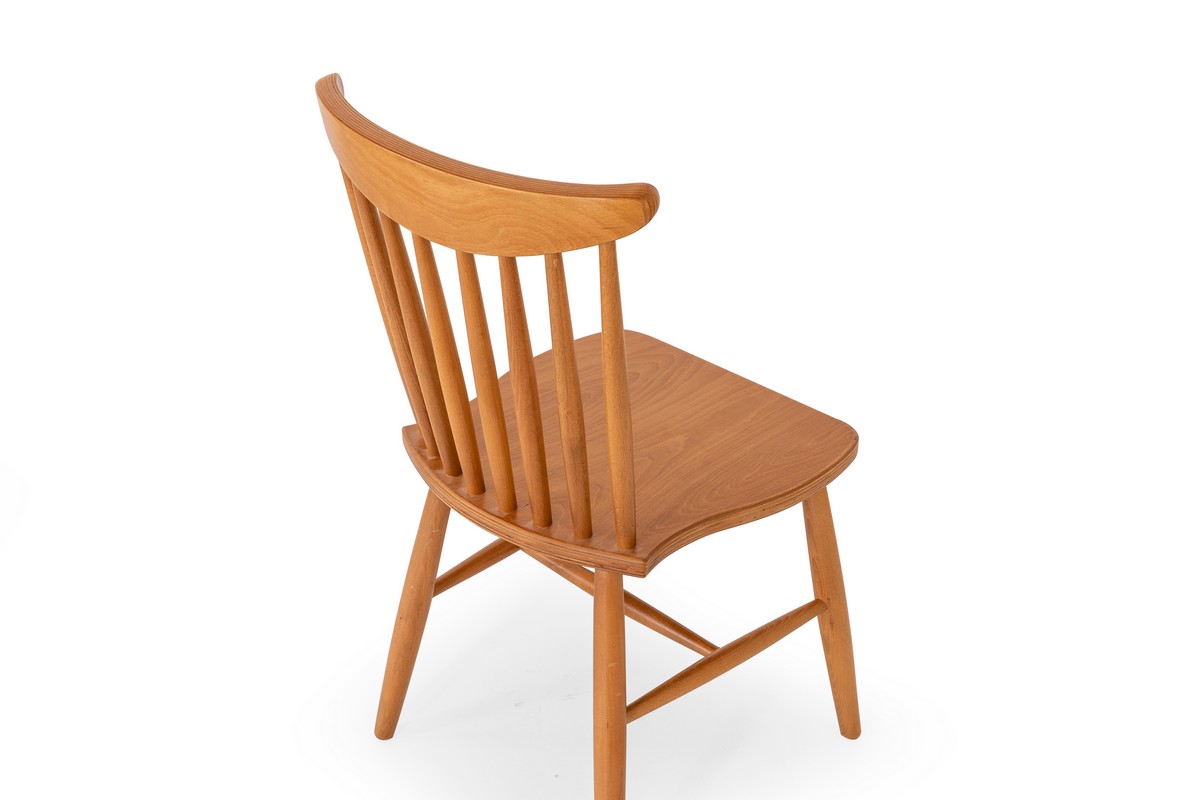 Yildiz Ahşap Sandalyeler